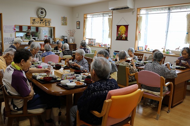 花美・菜の花_昼食